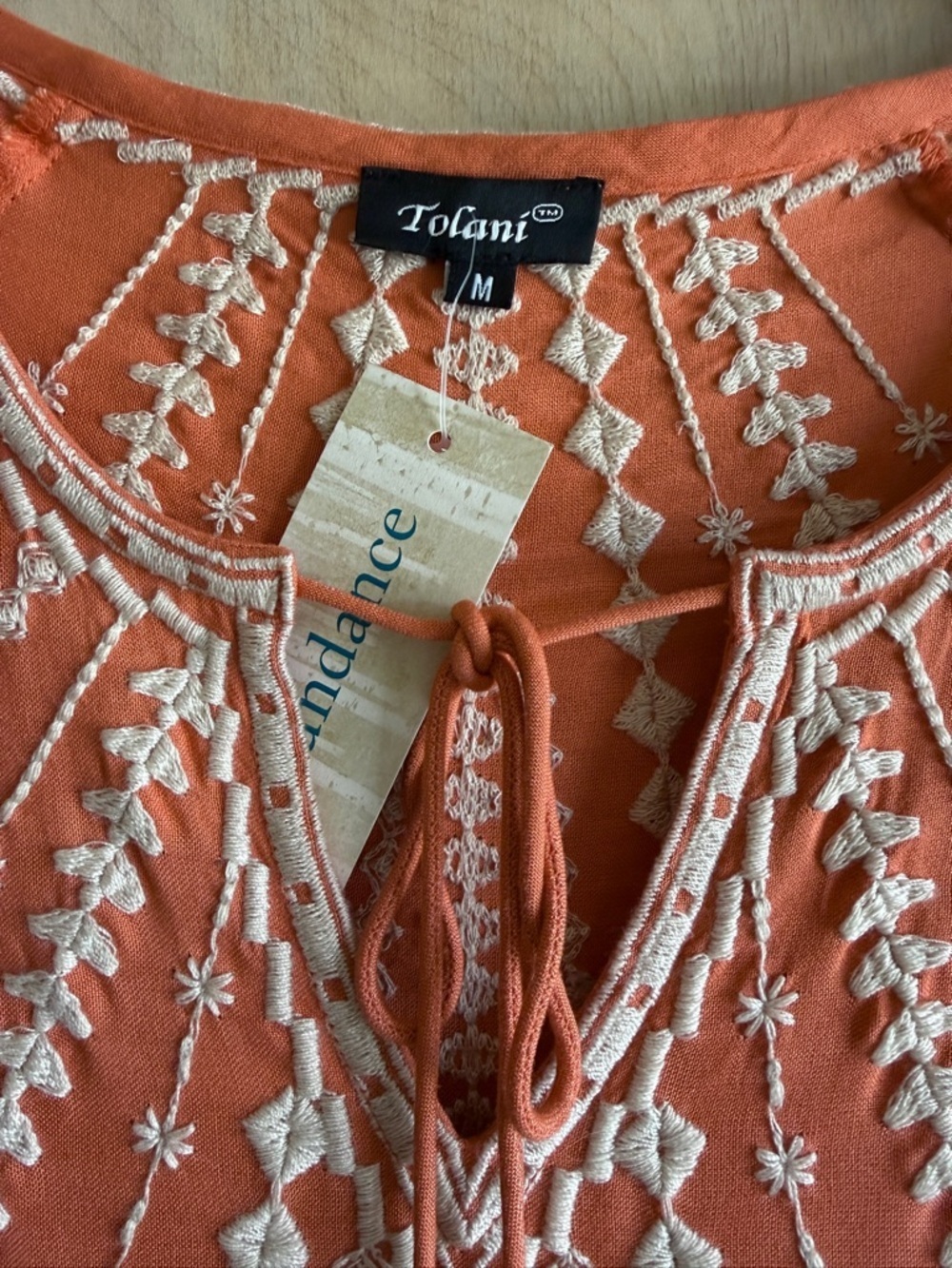 Tolani Kezia Peach Embroidered Boho Dress NWT 3/4 Sleeve V-Neck Women’s Medium - Picture 3 of 13